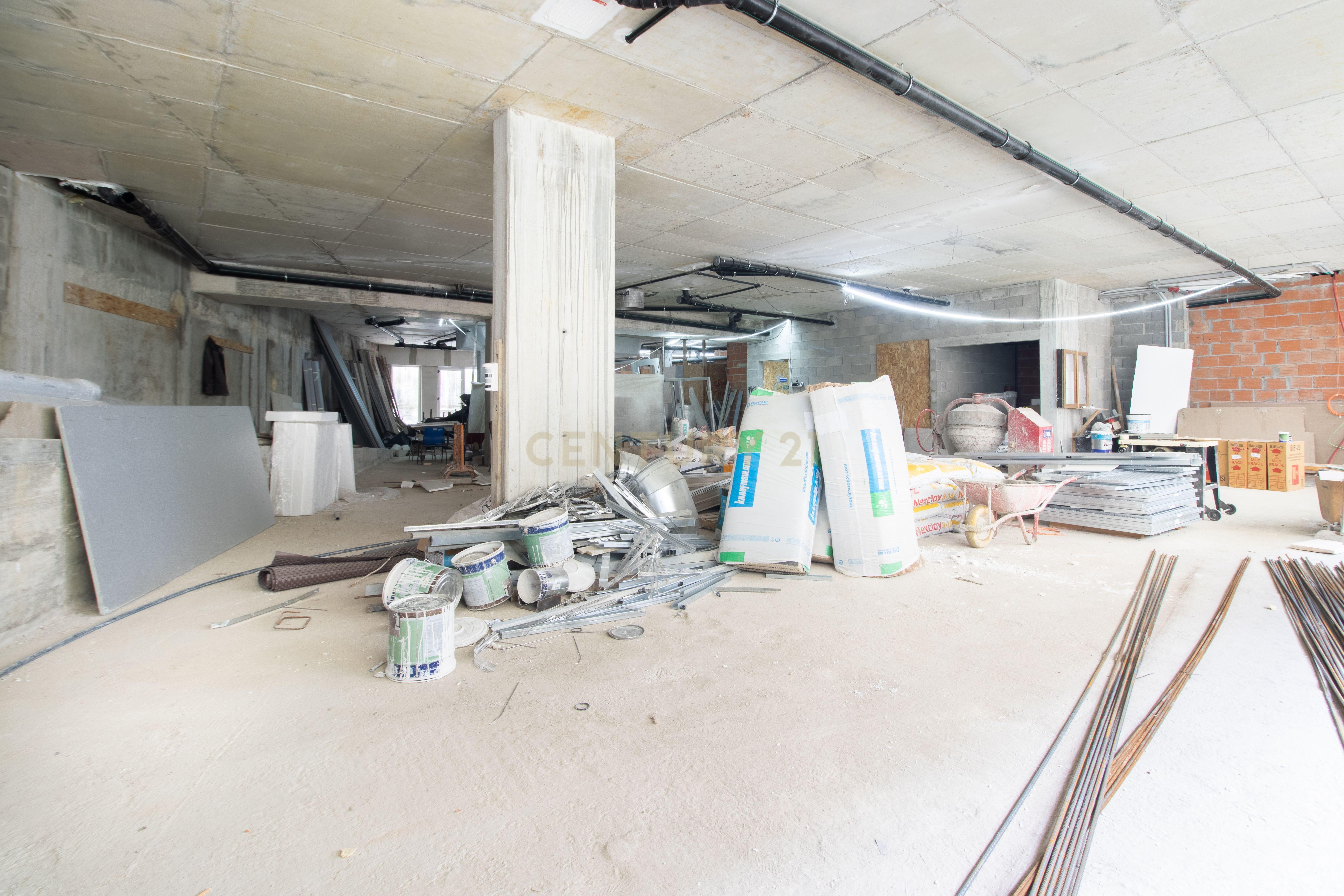 Fotografia 8 de Loja nova em Sacavém | 398 m² | Planta livre