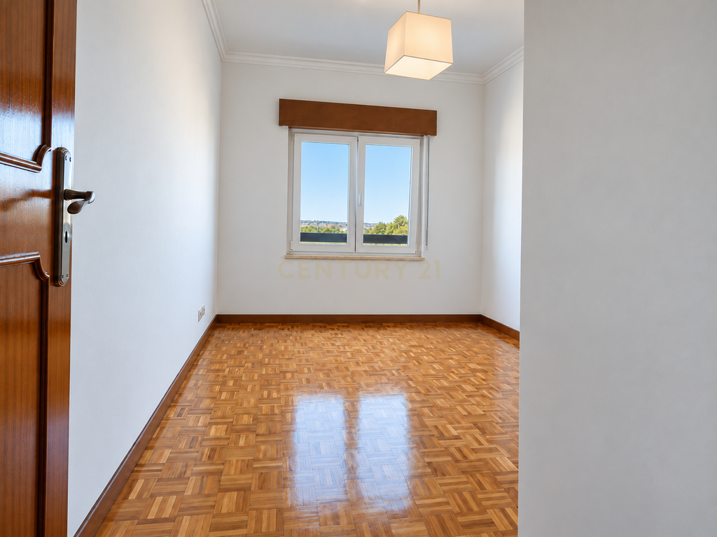 🏡 Apartamento T2 com Vista Rio e Serra no Bom Sucesso | Alverca do Ribatejo - Image 15