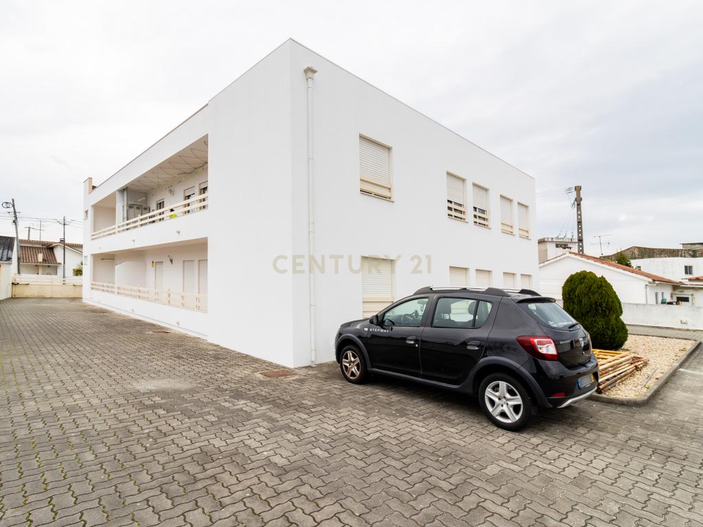 Apartamento T3, Rés do Chão, Marinha Grande - Image 17