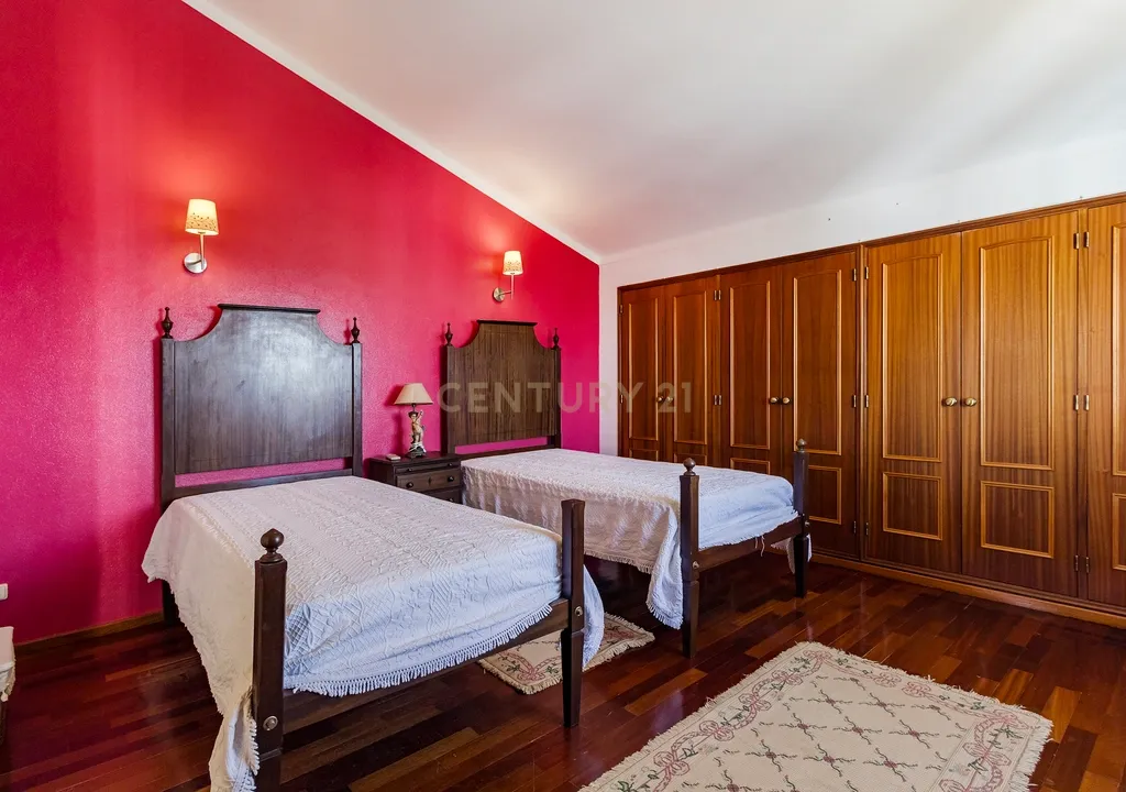 Moradia T4 com vista Mar e Cidade - Viva o Sonho de uma Vida na Quinta da Barra em Tavira - Image 32