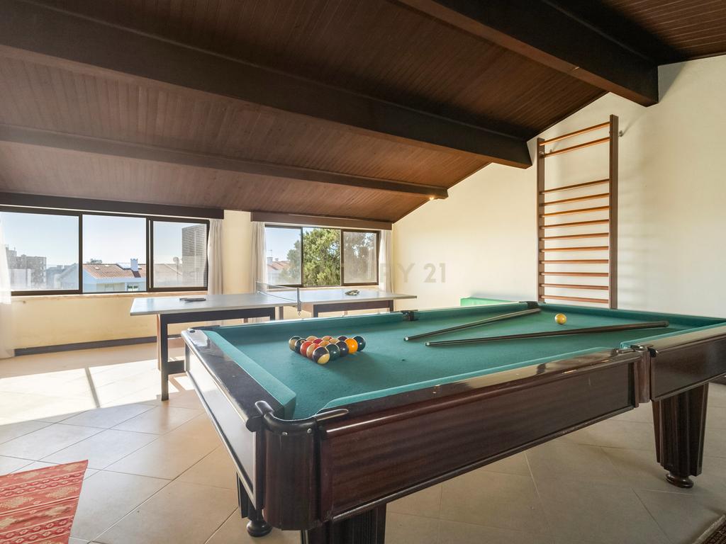 Moradia T4+ com jardim e piscina, em Alfragide. Em Venda! - Image 23