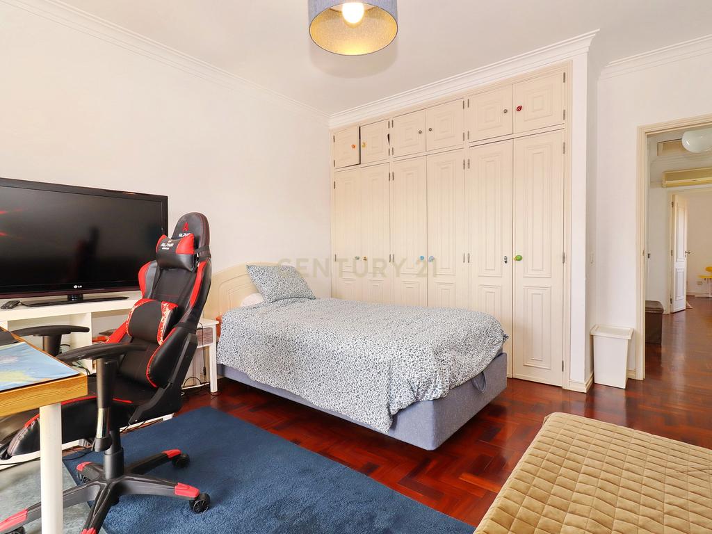 Moradia de Charme em zona residencial Prime, em Santo Amaro de Oeiras - Image 27