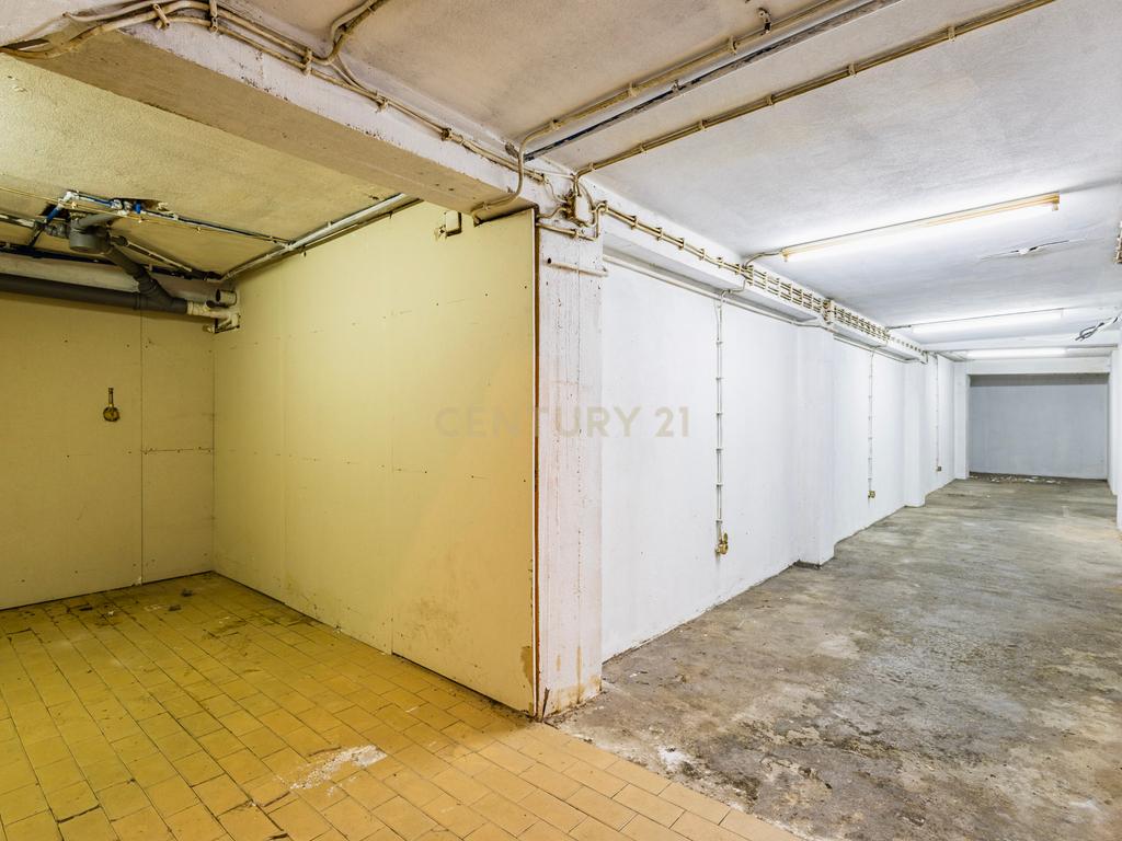 LOJA AVENIDA MARQUÊS DE POMBAL / LEIRIA - Image 23
