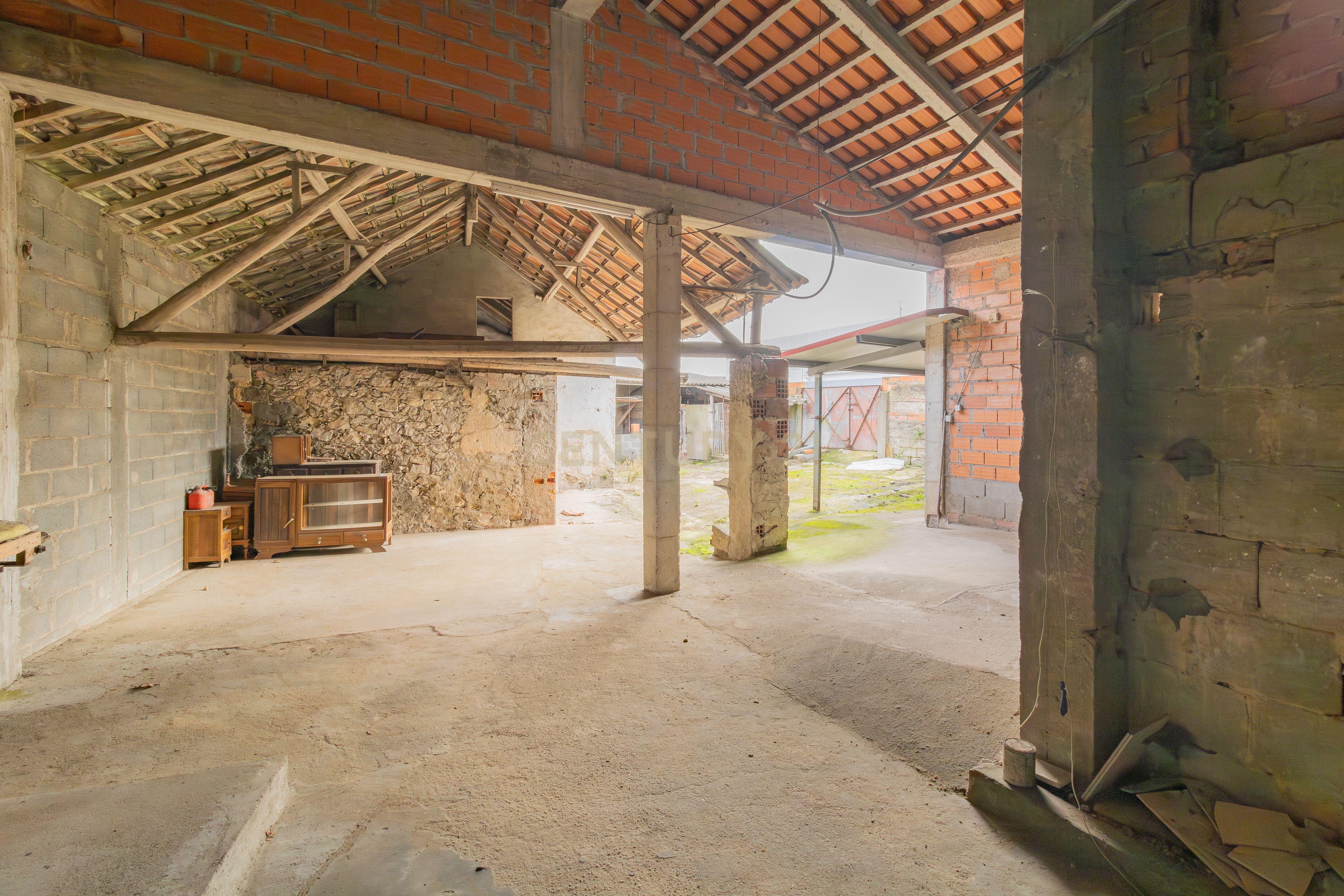 Moradia T3 na Maceira, Leiria - Image 25
