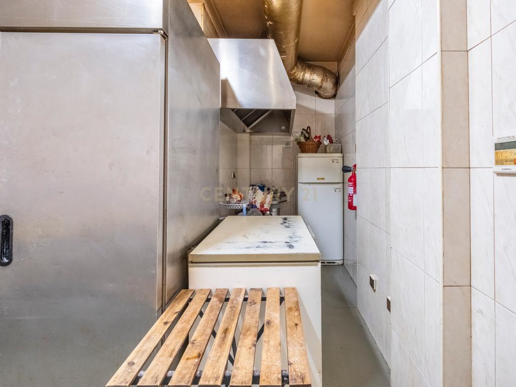 Trespasse de Padaria com Fabrico Próprio em Ermesinde - Image 21