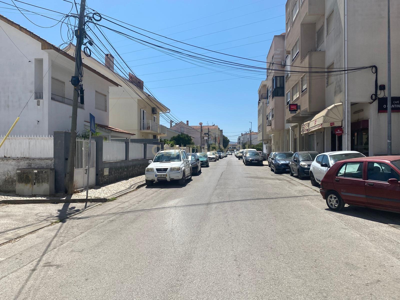 Terreno Urbano para construção de um prédio à Venda na Quinta do Conde I, Sesimbra - Image 20