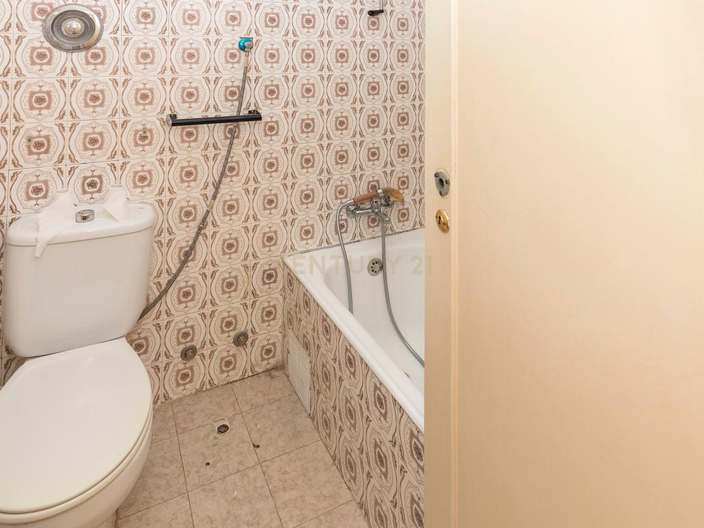 Apartamento T6 | Último Andar | 226m² | Quinta das Palmeiras, Oeiras - Image 18