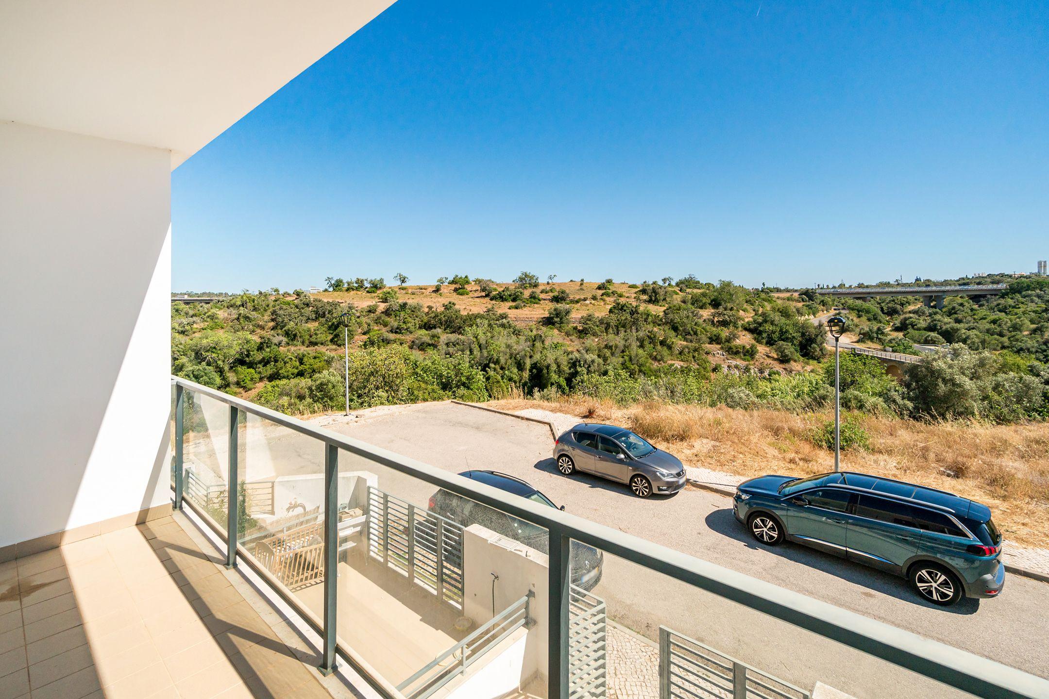 Casa Moderna em Alcantarilha, Silves - Perto da Praia e Golfe - Image 2