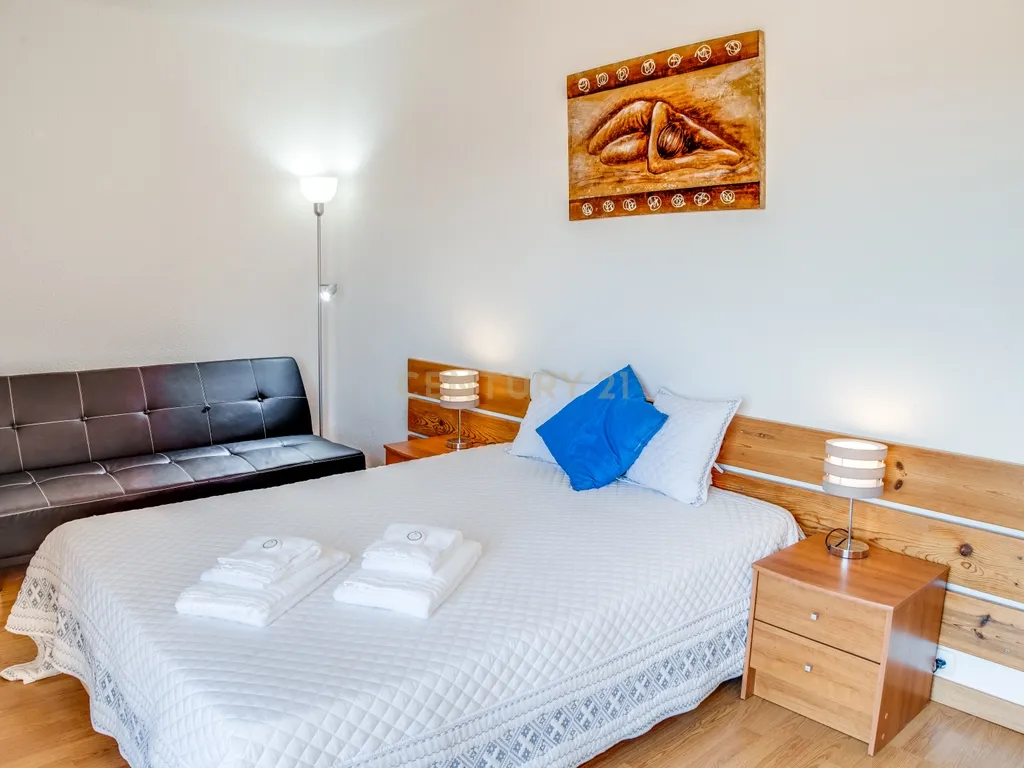 Apartamento T2 com Vista Mar, Albufeira, Algarve - Image 9
