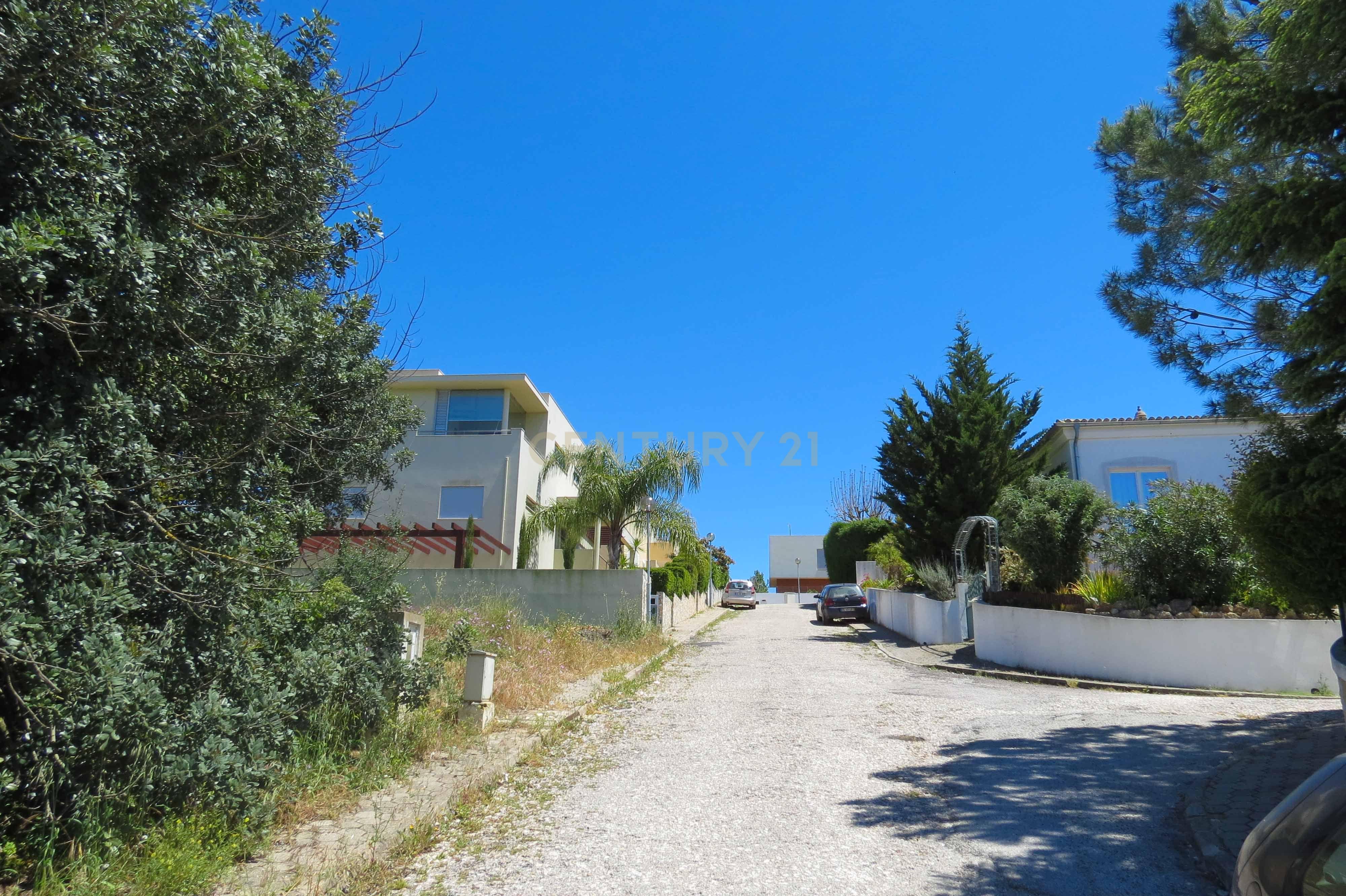 Terreno Urbano com Vista Desafogada nos Montes de Alvor – 435m² - Image 8
