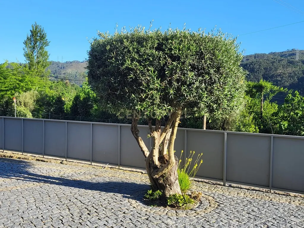 Moradia Térrea com Piscina | Braga - Gerês - Image 26