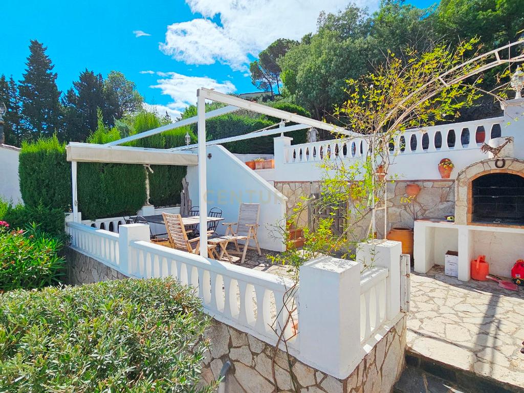Cobertura com terraço, jardim e piscina privada com vista para o mar em Llançà - Image 59