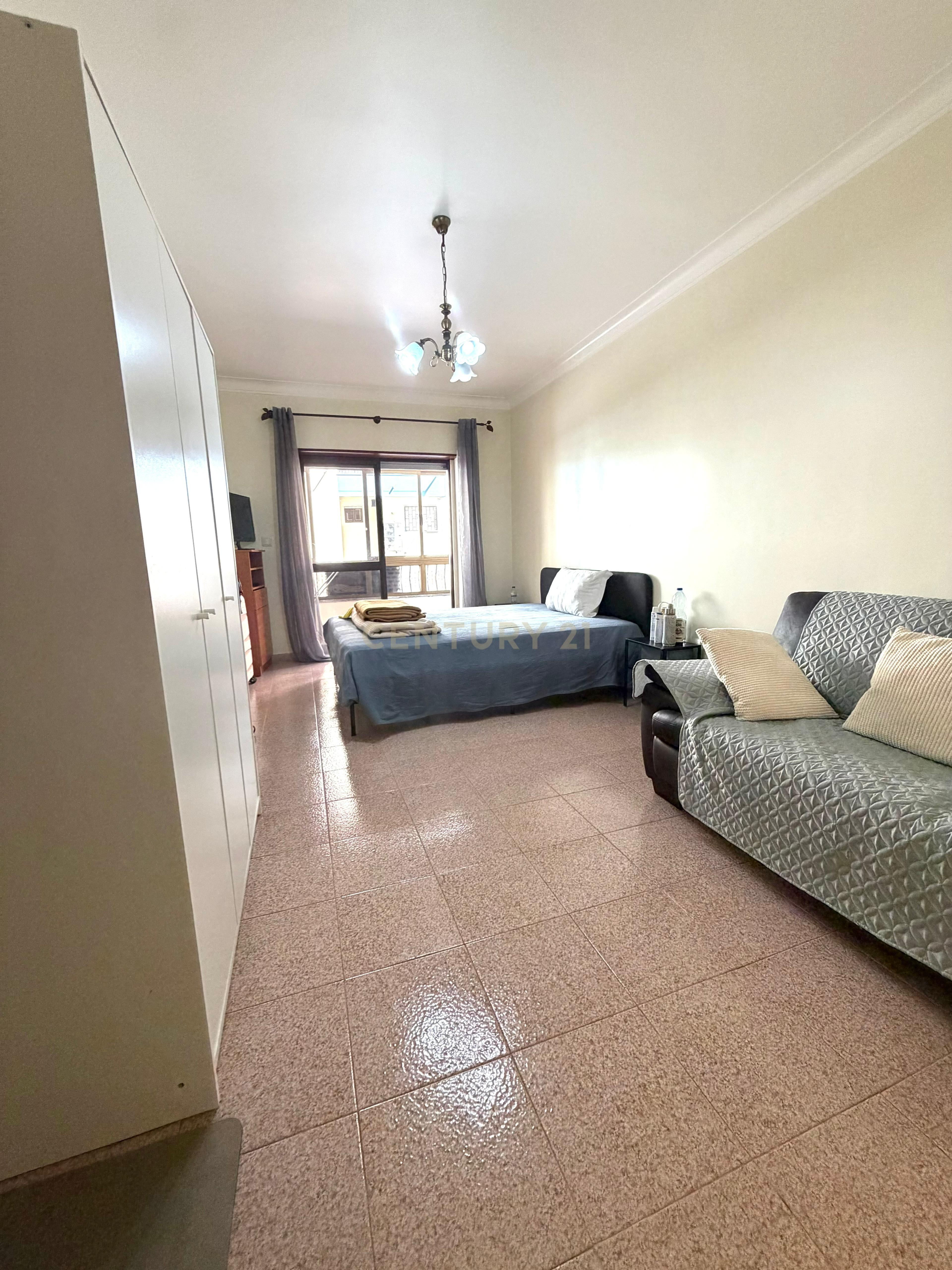 Fotografia 7 de Apartamento T2 com Garagem | Cacém