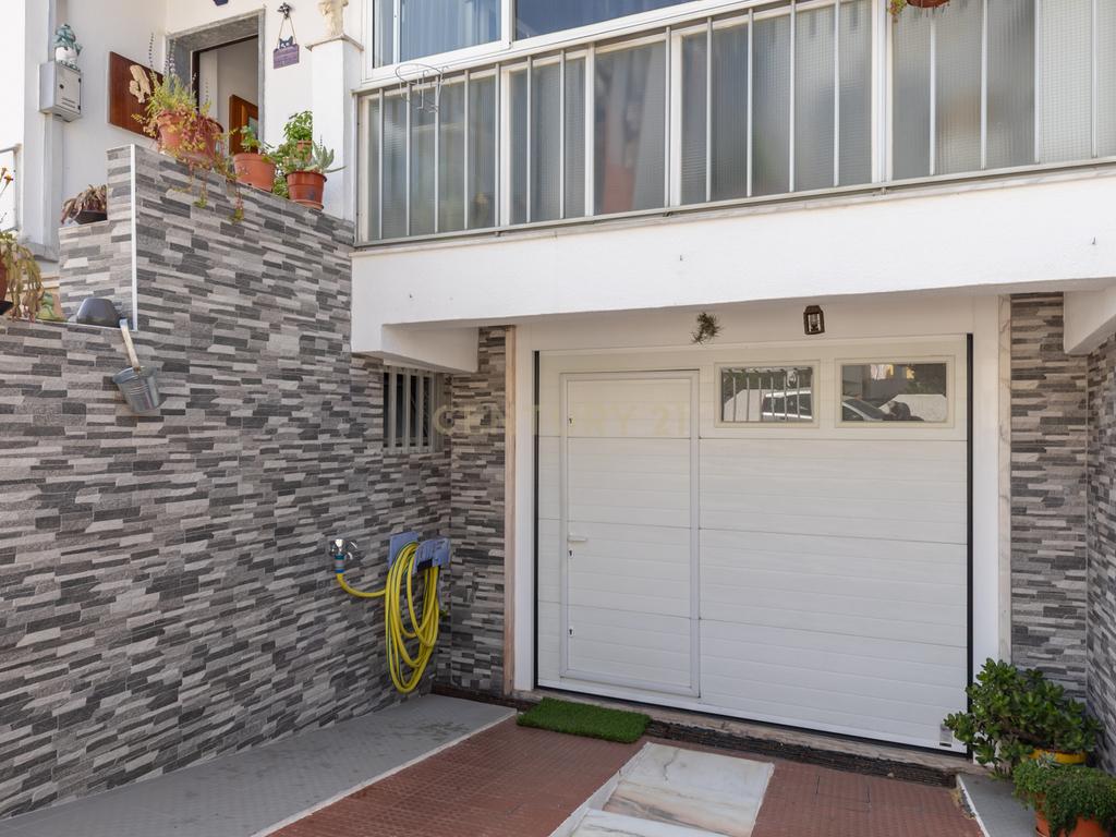 T3 + T1  com Garagem e Logradouro em Corroios, Seixal, Setúbal - Image 33