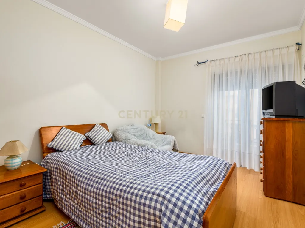 Apartamento T3 com vista mar em Faro - Image 13