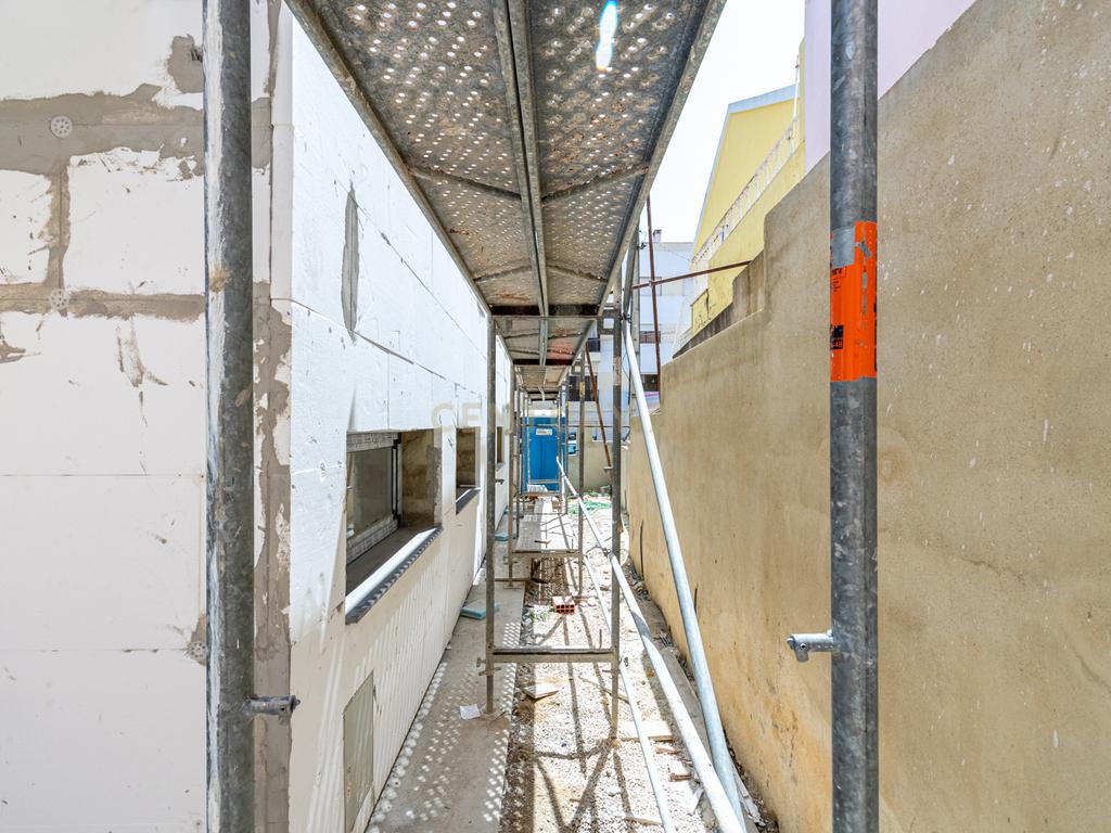 MORADIA NOVA A ESTREAR EM ODIVELAS / CANEÇAS - Image 41