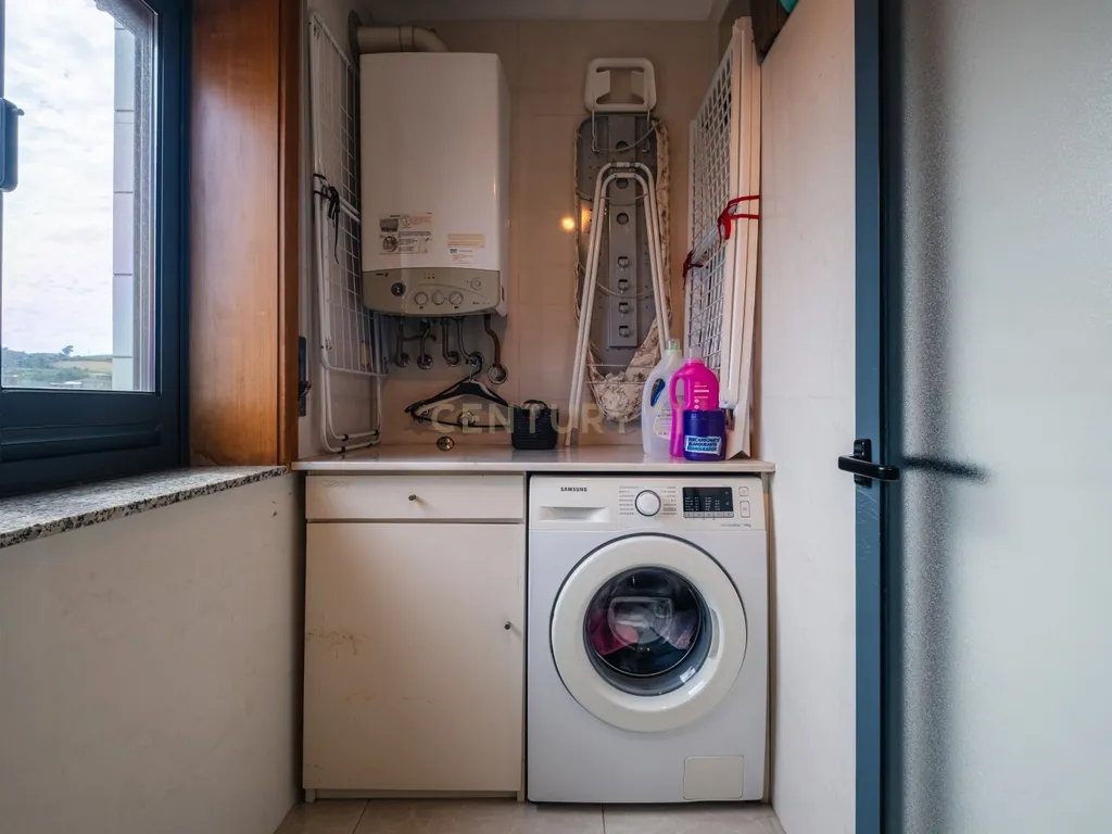 T2 de Excelentes Áreas | Suite, Garagem e Arrecadação | Alfena - Image 14