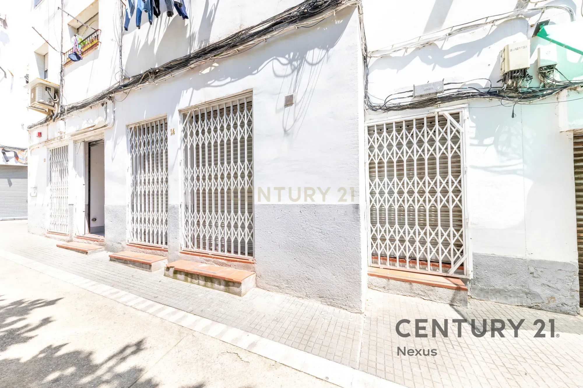 Espaço de Armazenamento Moderno e Seguro em Ripollet – Ideal para Investidores ou Self-Storage - Image 7