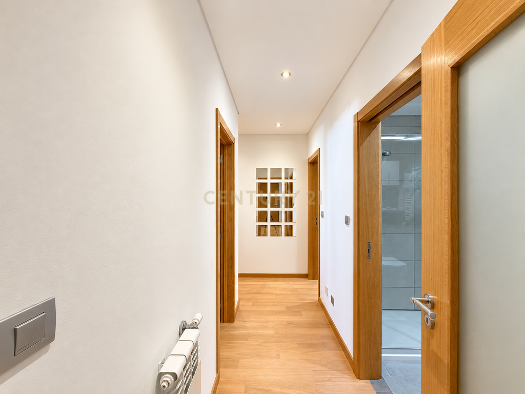 T3 na Quinta da Parreirinha | 155 m² | 2 Estacionamentos + Arrecadação - Image 14