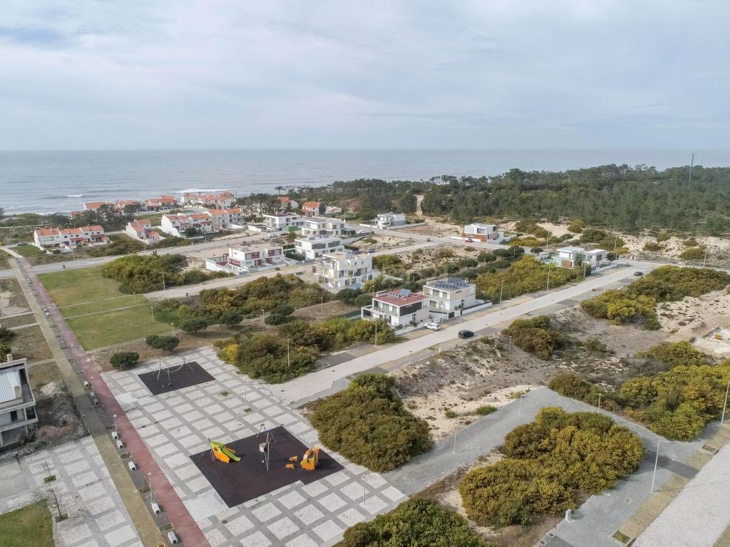 Excelente lote para construção à beira mar - Image 21