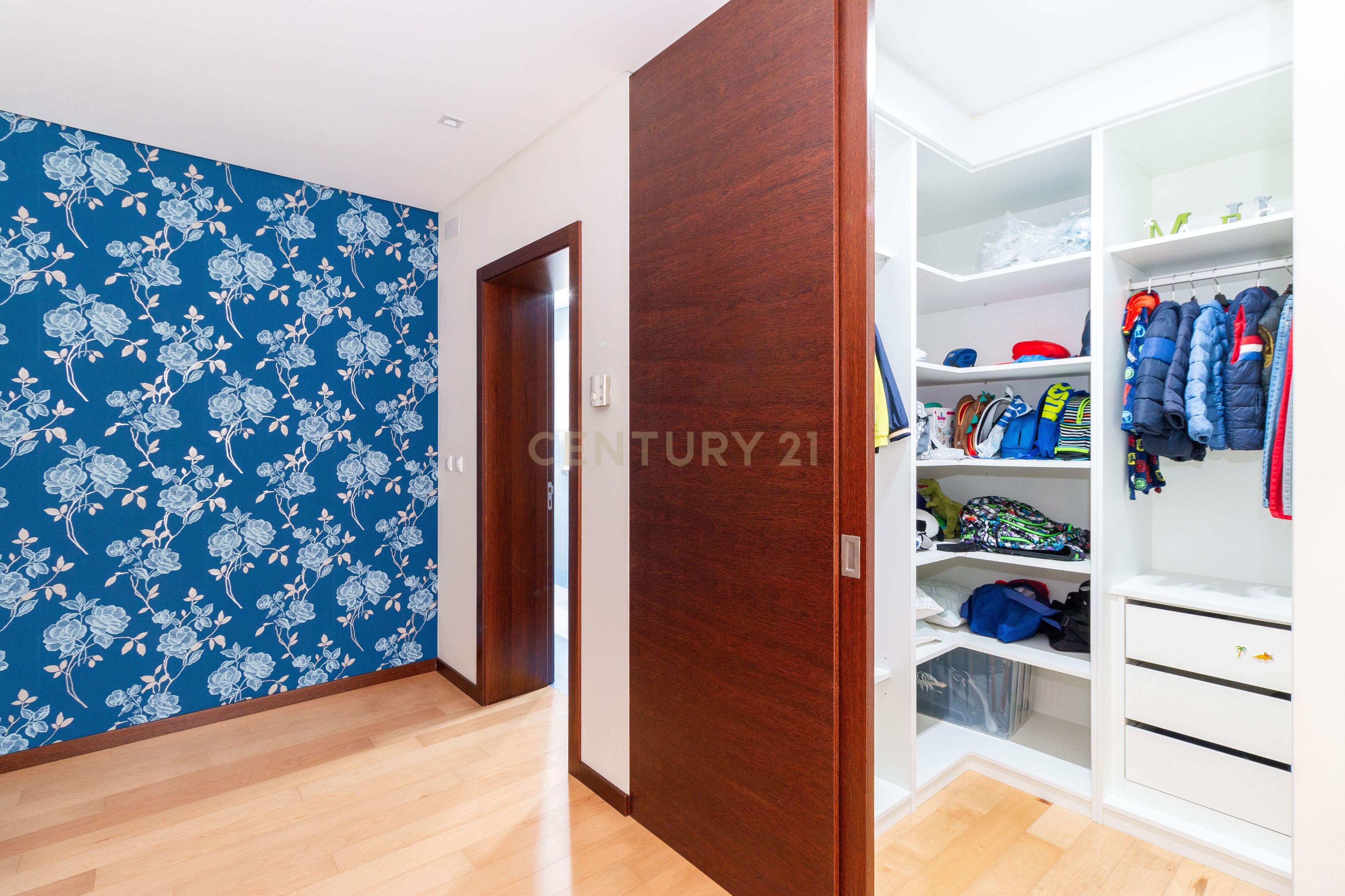 Excelente Moradia T5 terrea - Image 23