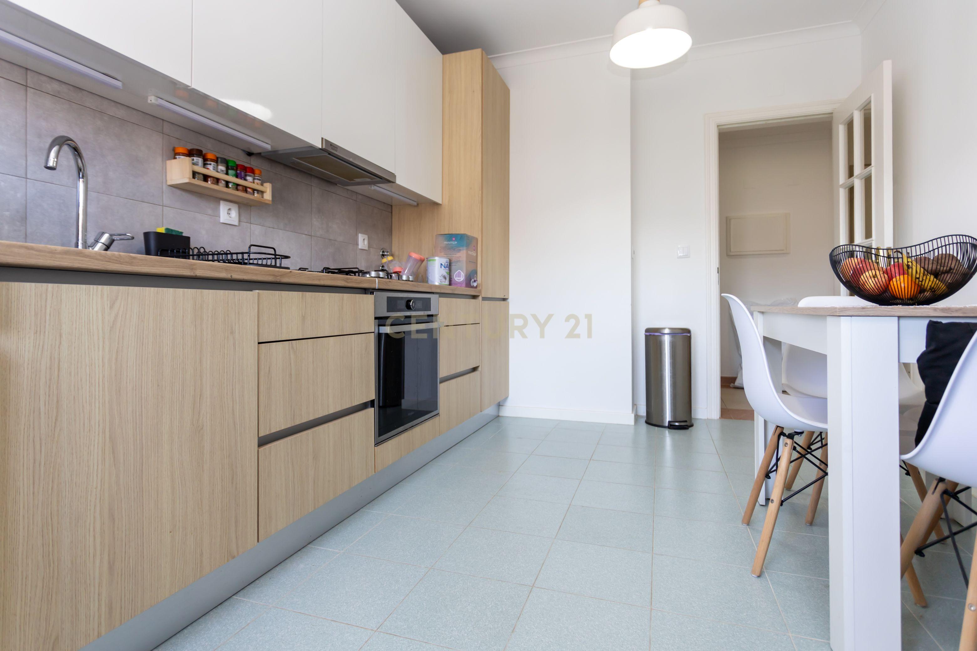 Fabuloso Apartamento T2 + garagem - Monte Belo Norte - Image 15