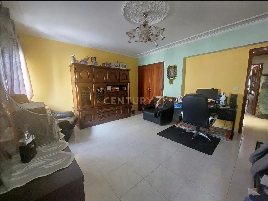 Apartamento T2 em Alenquer - Conforto e Tranquilidade em Lisboa - Image 1