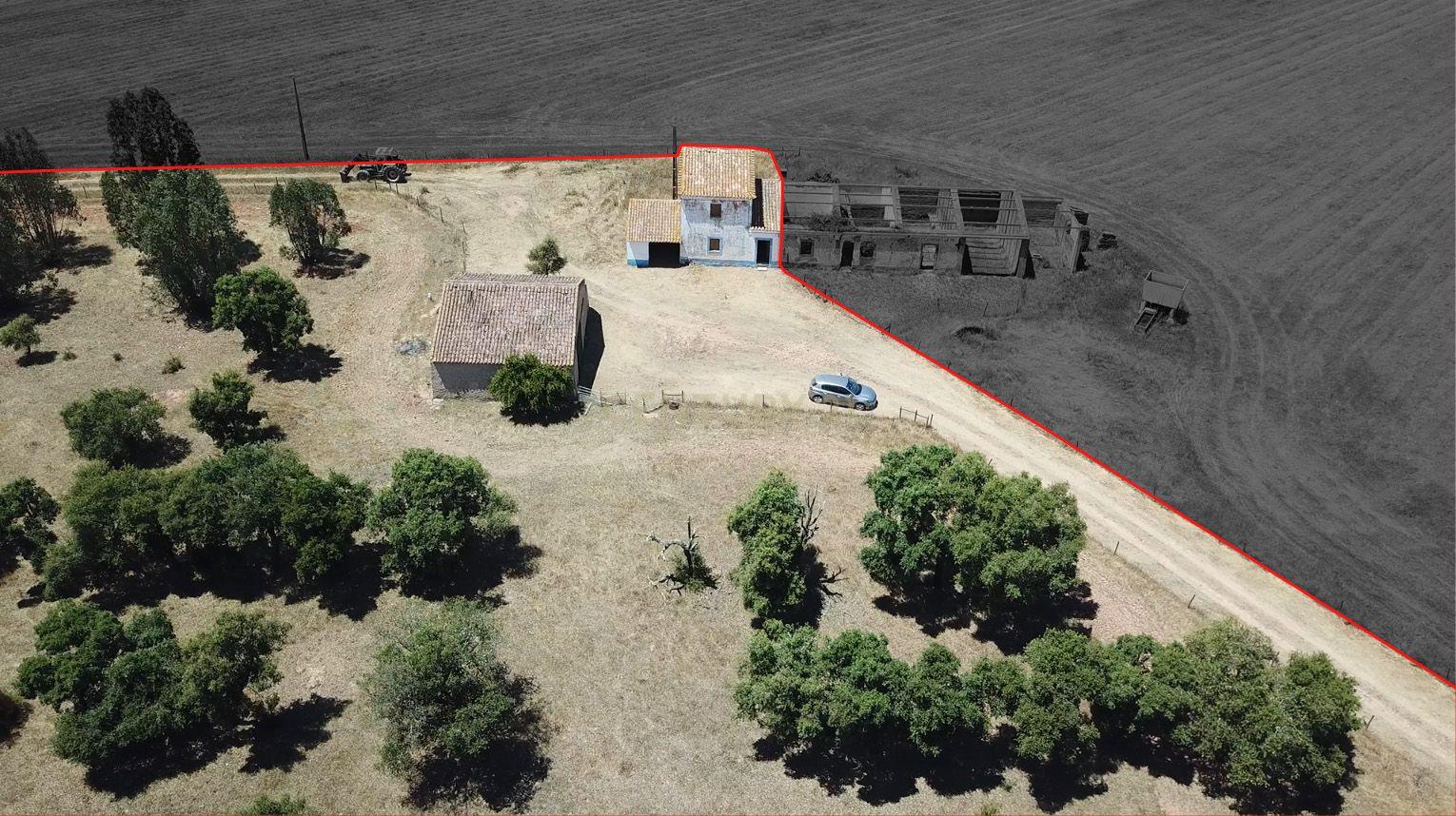 Fotografia 5 de Propriedade no Alentejo com Grande Potencial Turístico e Agrícola perto da Barragem da Rocha.