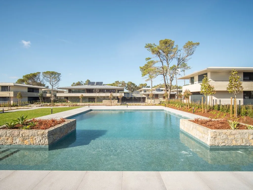 Moradia T3 com Piscina Privada no Condomínio Sandwoods - Birre - Image 3
