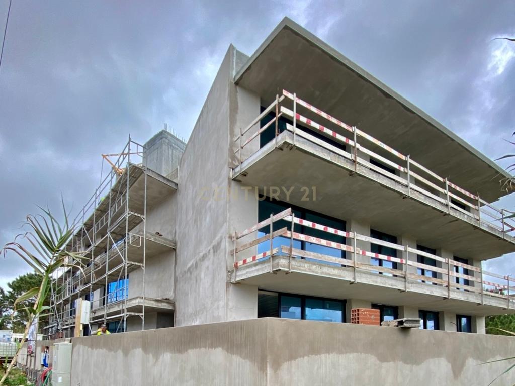 Apartamento T2 em, Nazaré com piscina num condomínio fechado em construção - Image 14