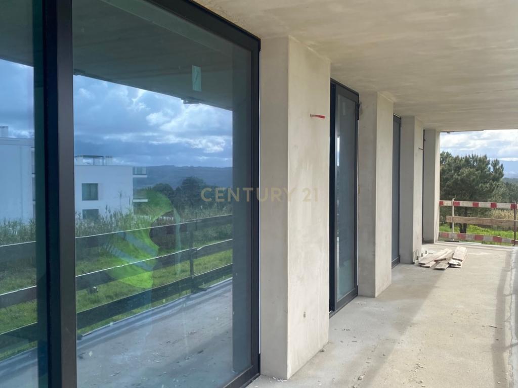 Apartamento T2 em, Nazaré com piscina num condomínio fechado em construção - Image 16