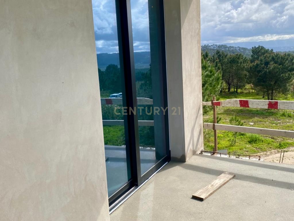 Apartamento T2 em, Nazaré com piscina num condomínio fechado em construção - Image 21