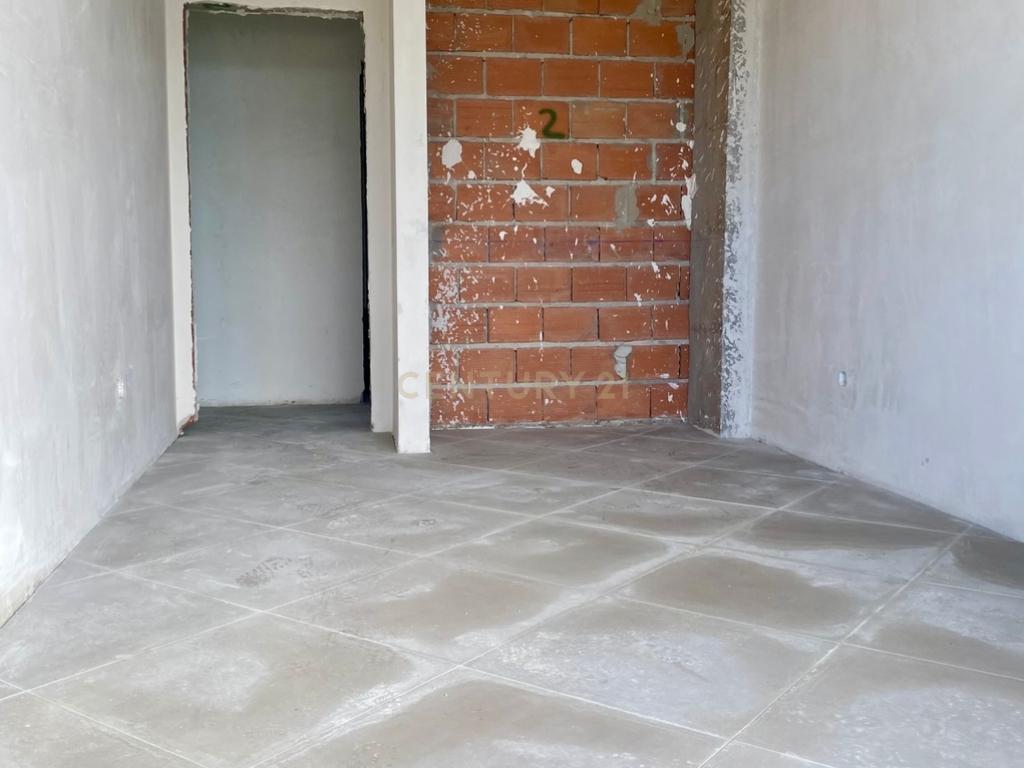 Apartamento T2 em, Nazaré com piscina num condomínio fechado em construção - Image 11