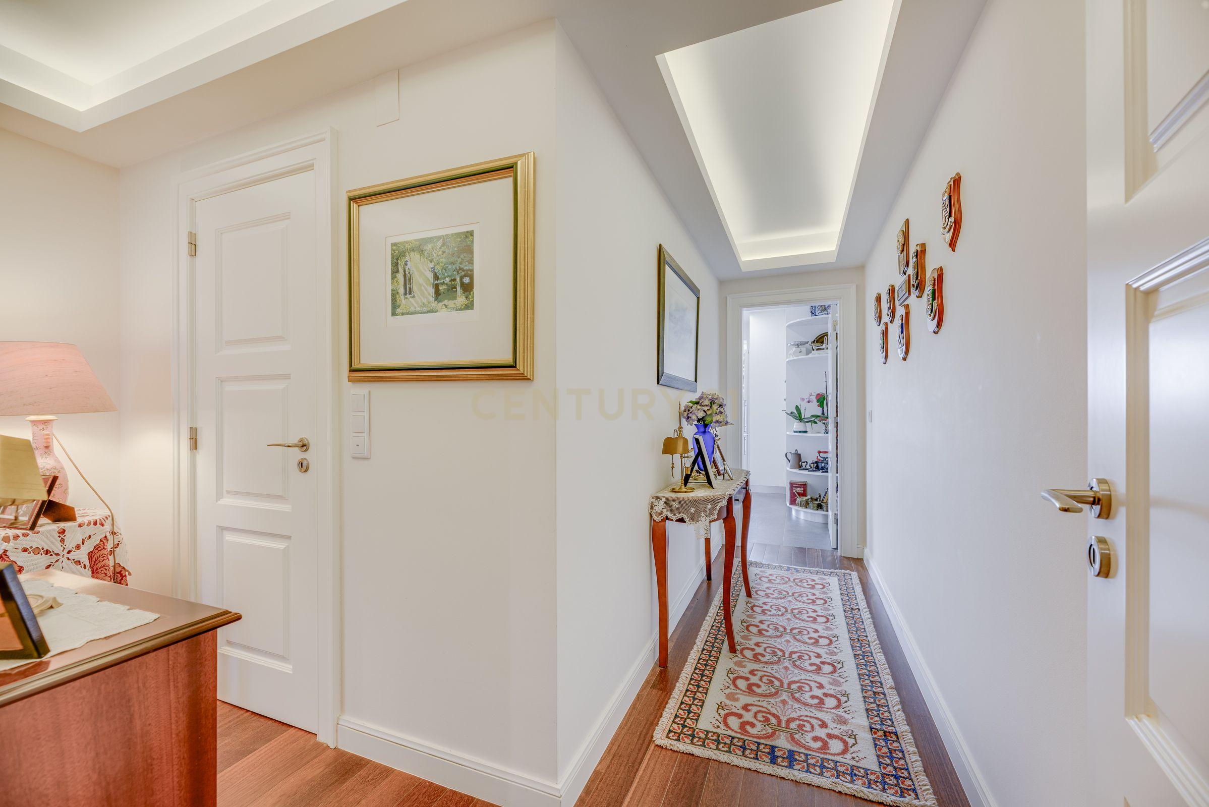 Apartamento T2+1 totalmente renovado – Modernidade, conforto e localização privilegiada - Image 21