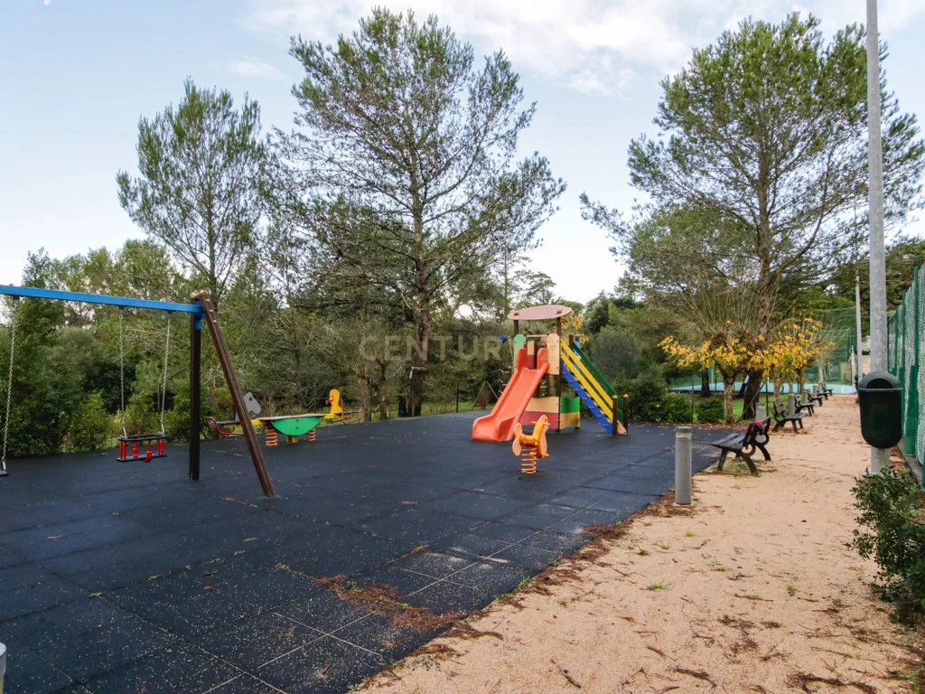 Apartamento como novo T3 – Quinta Da Graciosa, Estoril - Image 40