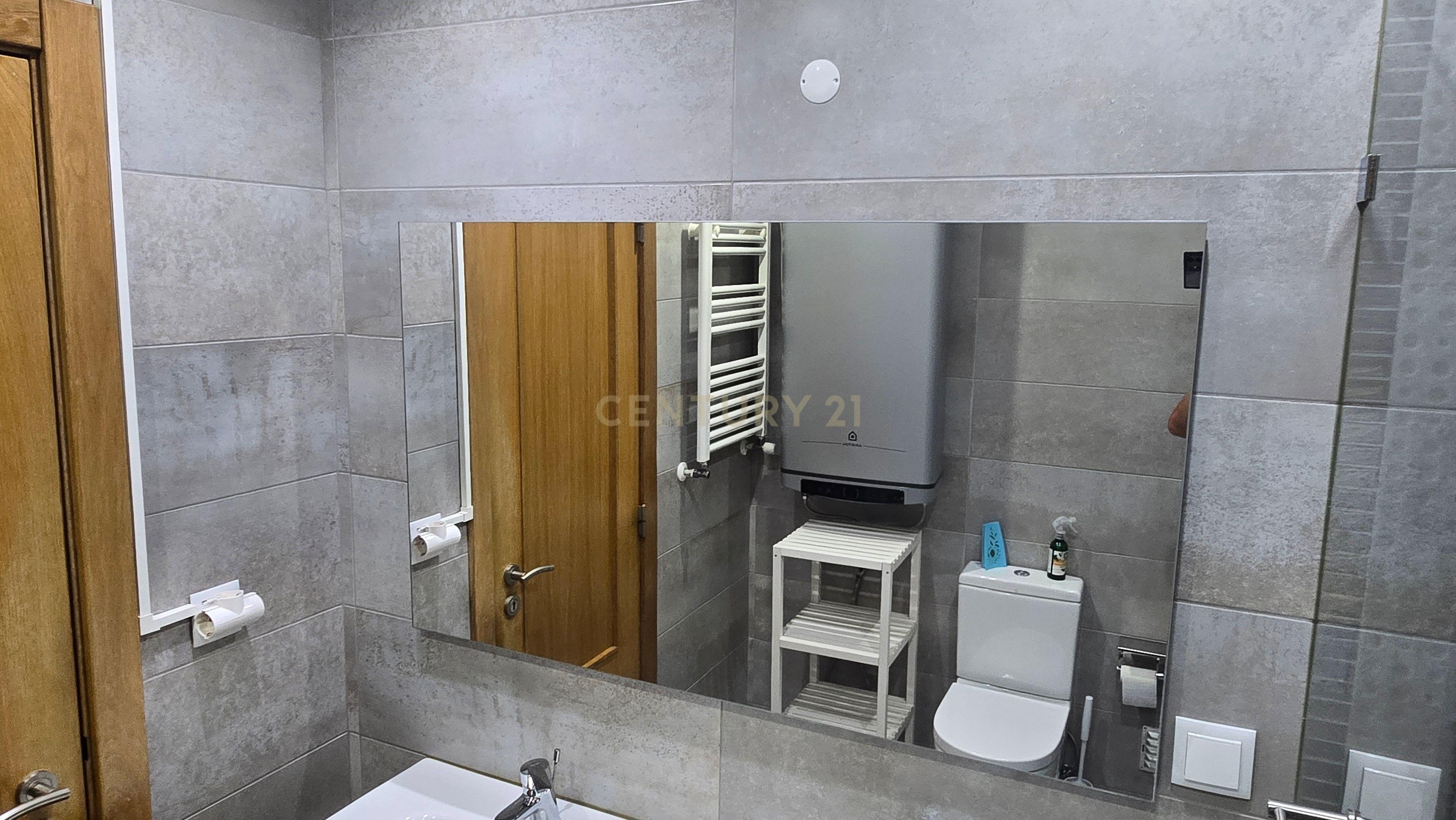 Fotografia 12 de T2 com Box para arrendamento em Porto Salvo, Oeiras