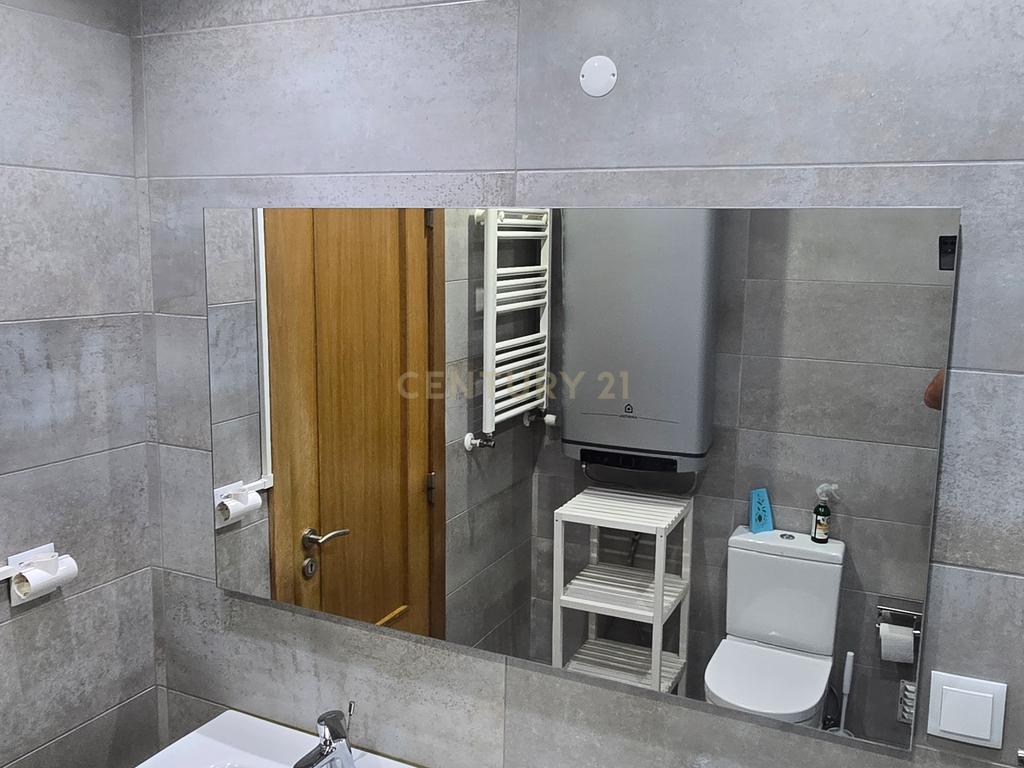 T2 com Box para arrendamento em Porto Salvo, Oeiras - Image 12