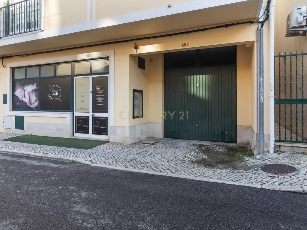 Garagem Box Fechada de 28m² – Bairro da Cascalheira, Pinhal Novo - Image 10