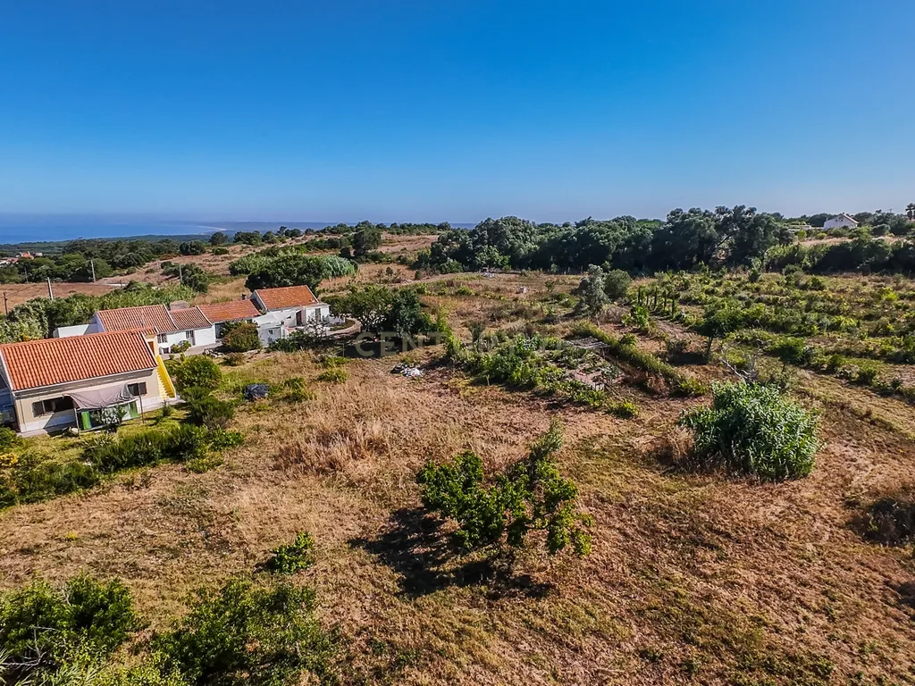 Moradia T2+3 com projecto de renovação aprovado | Terreno 12.000m2 | Vista Mar | Anexos - Image 47