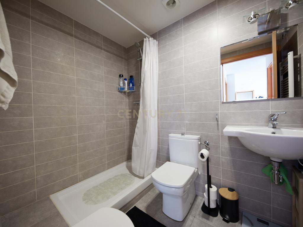 - Image 9