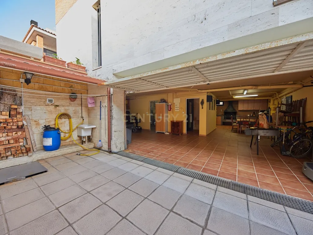 undefined - Image 47