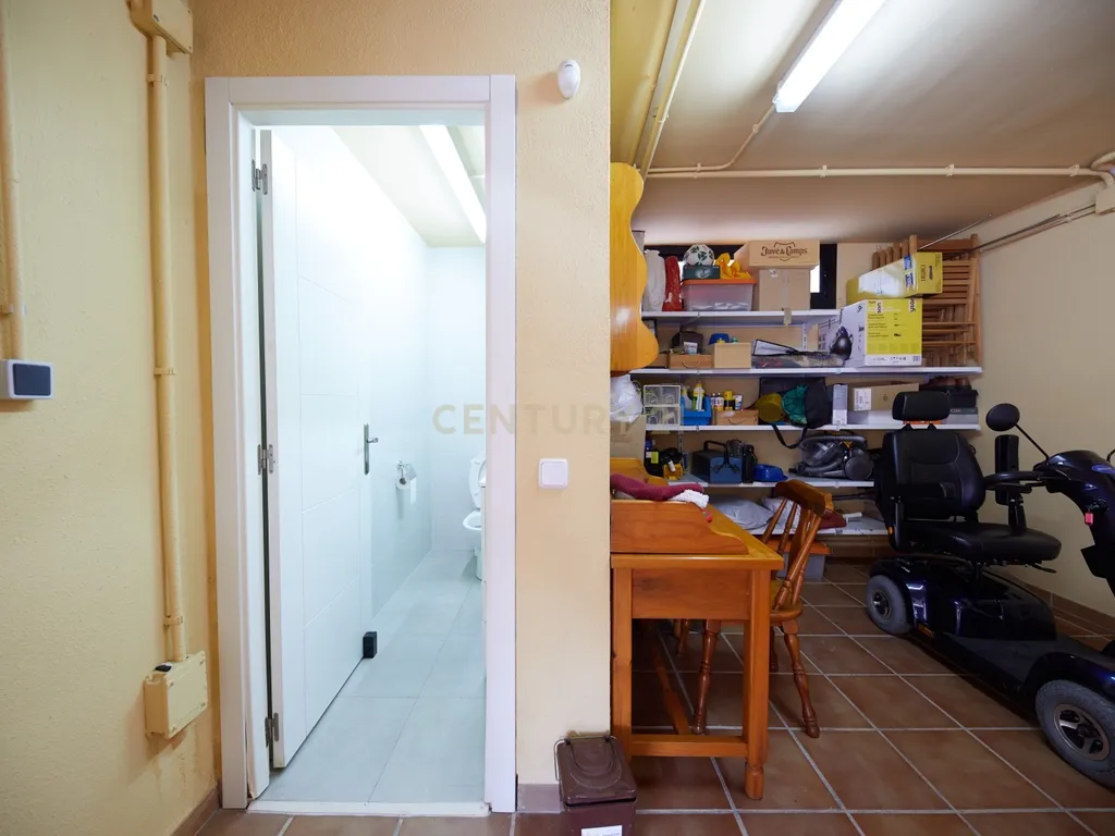 undefined - Image 51