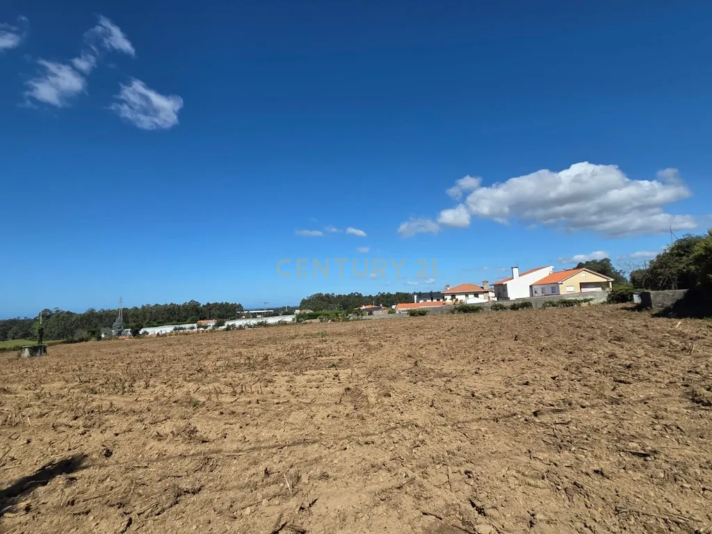 Lote de Terreno em Laundos para construção de moradia de cave, rés de chão e 1 andar - Image 16