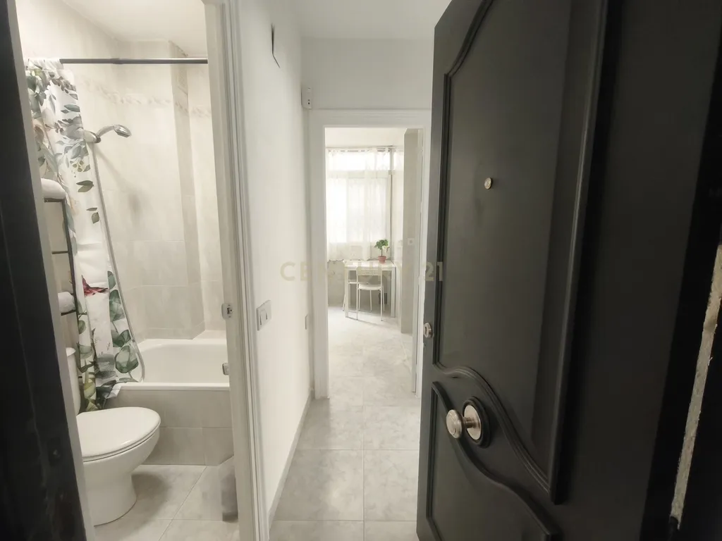 Apartamento Térreo de Esquina com 3 Quartos Totalmente Remodelado em El Boquetillo – Fuengirola - Image 30