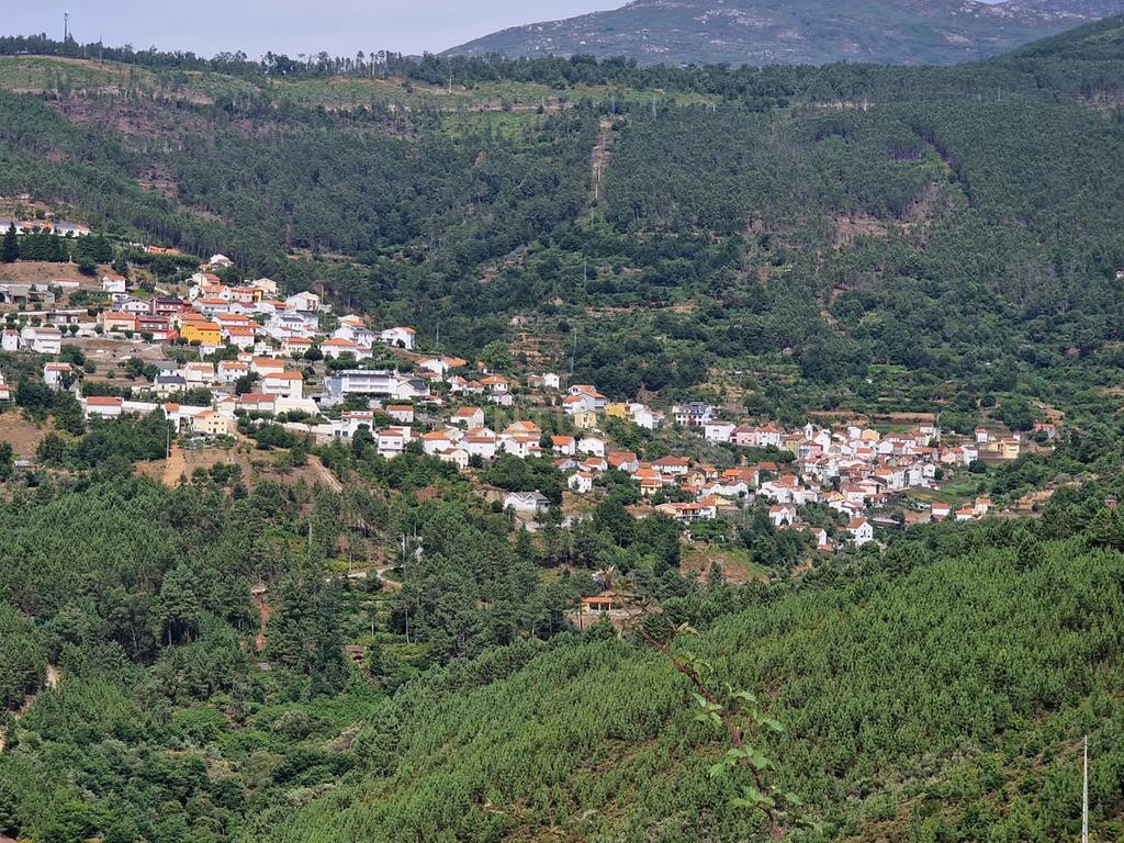 Moradia localizada em Sazes da Beira perto da Serra da Estrela! - Image 1