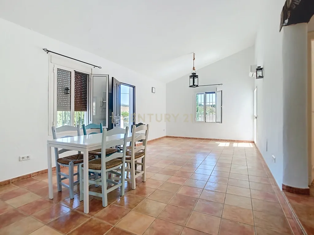 Se vende casa de campo en Coín - Image 17