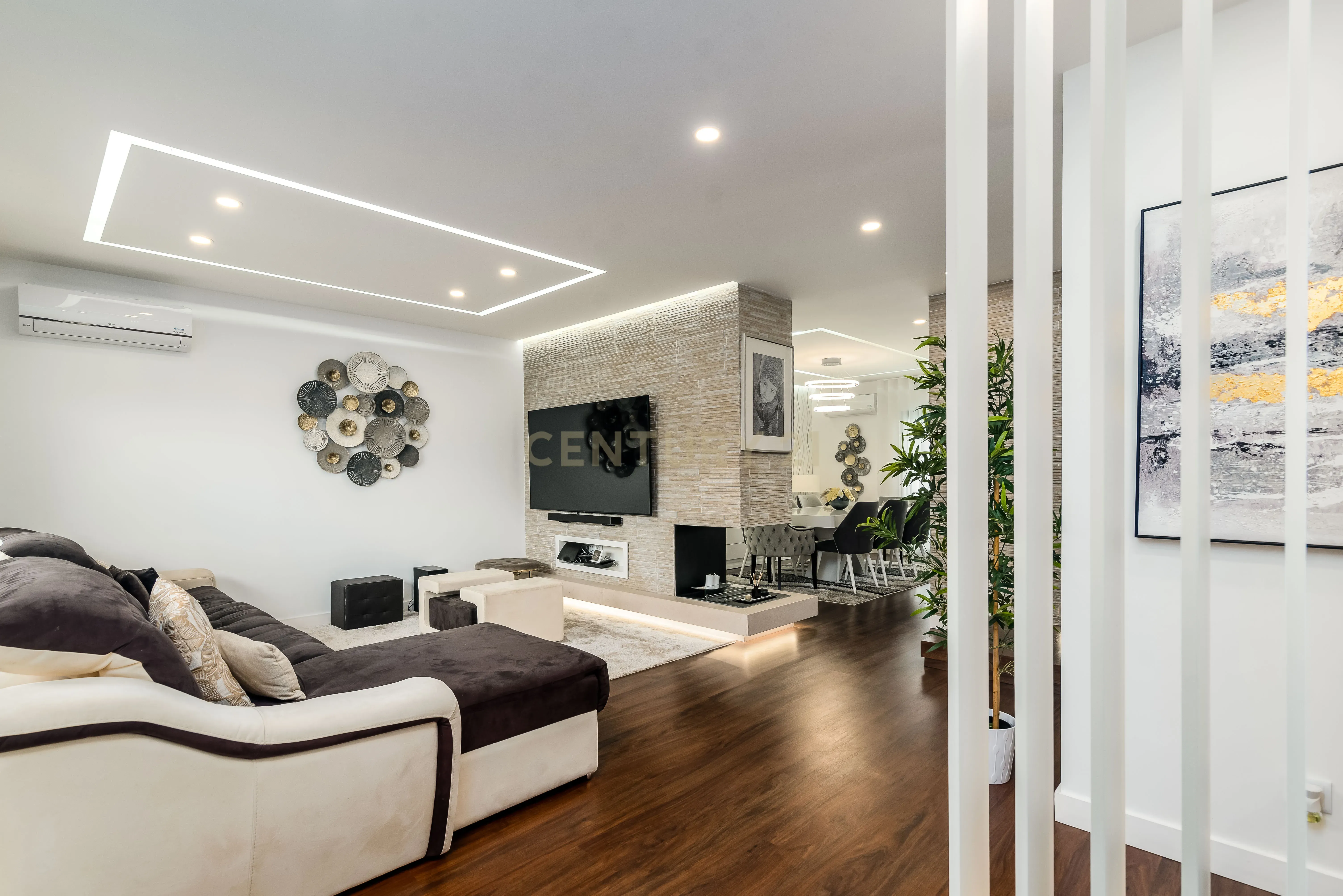Luxuosa Moradia T3 com Vista Panorâmica em Loures, Lisboa para investimento! - Image 7