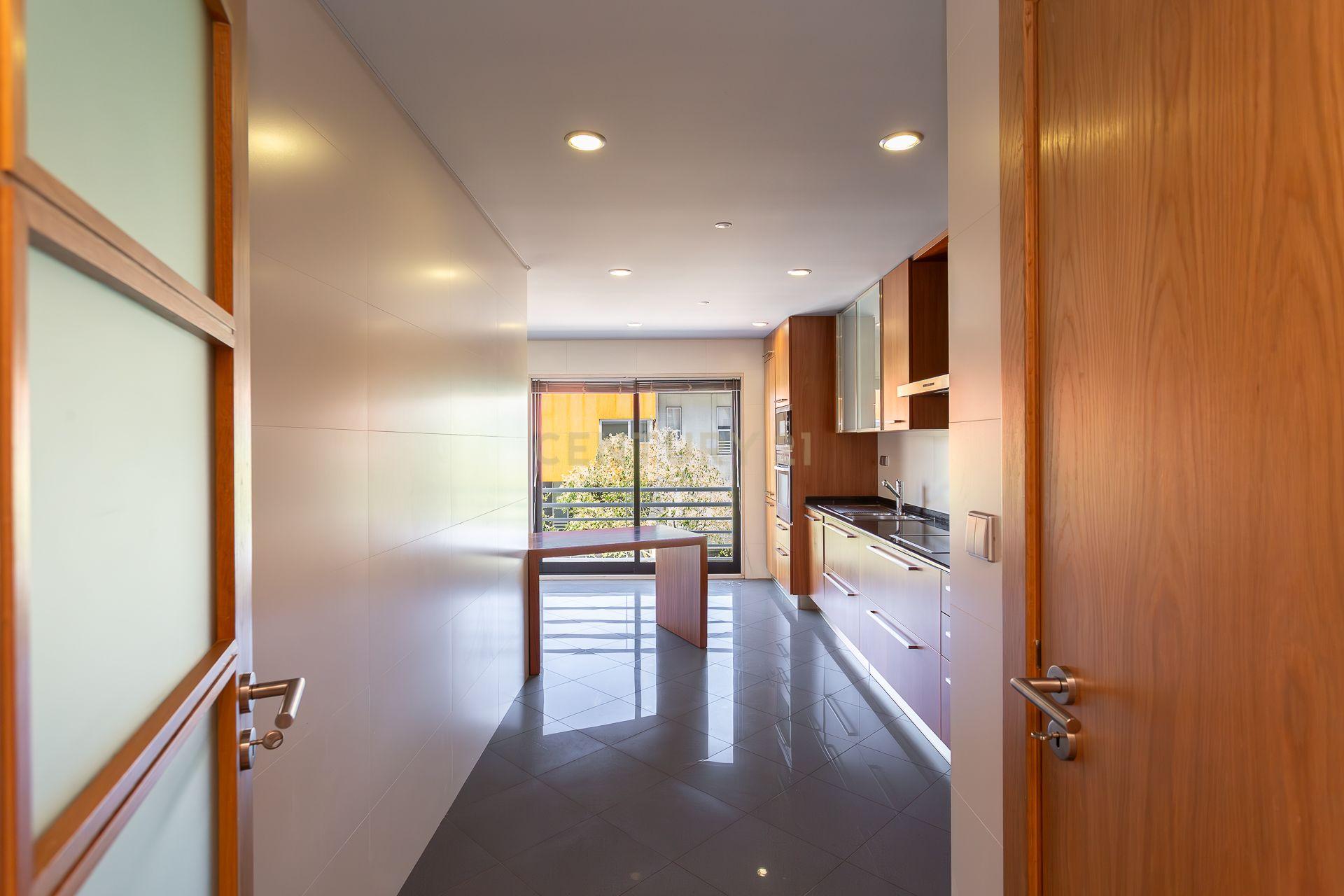 Fantástico Apartamento T2 em Alcabideche - Image 17