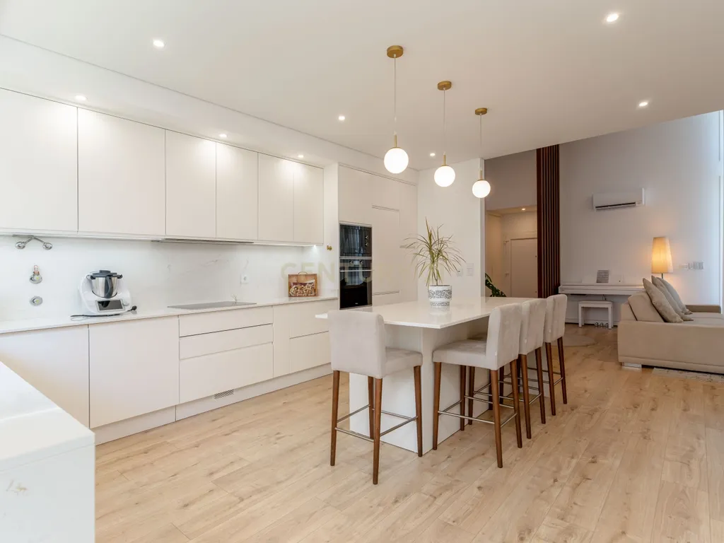 Moradia T4 Térrea de excelência com piscina e casa independente de 50m2 | Quinta da Marquesa - Image 13