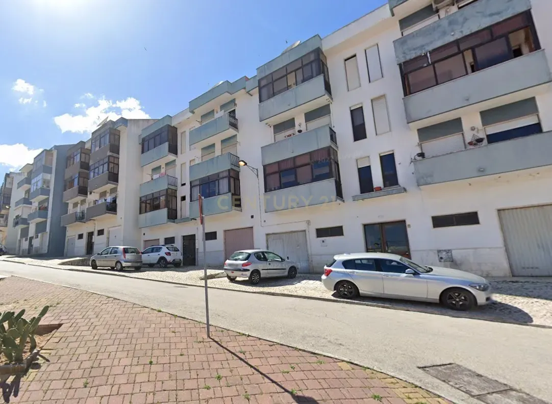 🏡 Apartamento T2 Arcena com parqueamento - Image 3